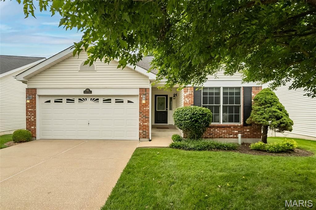 46 Soenker Circle, St Peters, MO 63376
