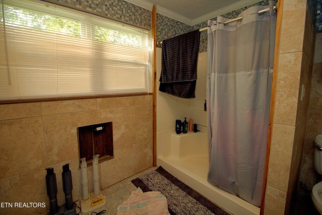 115 Old Athens Rd Rd, Madisonville, TN 37354