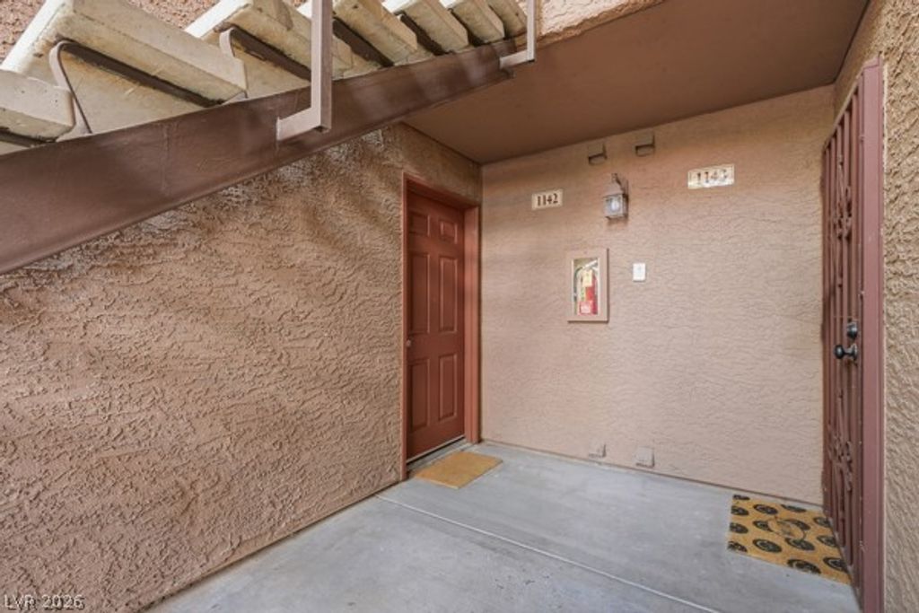 2750 South Durango Drive 1142, Las Vegas, NV 89117 — photo 4