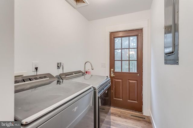 919 HILLCREST, Martinsburg, WV 25401