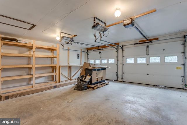 919 HILLCREST, Martinsburg, WV 25401