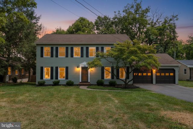 919 HILLCREST, Martinsburg, WV 25401