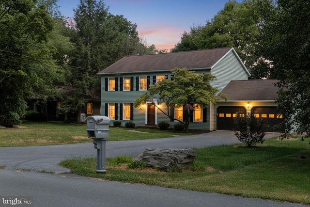 919 HILLCREST, Martinsburg, WV 25401