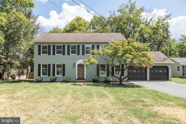 919 HILLCREST, Martinsburg, WV 25401