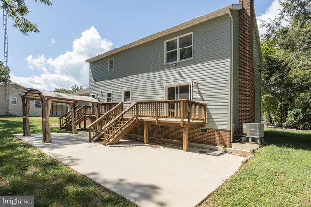 919 HILLCREST, Martinsburg, WV 25401