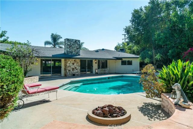 211 Peacock Lane, Montebello, CA 90640