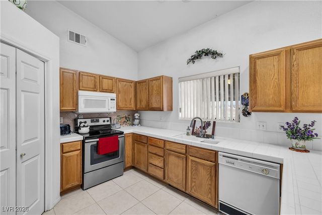 1230 Bruce Street, Pahrump, NV 89048