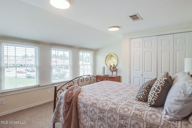 777 Watkins Avenue, Gulfport, MS 39507