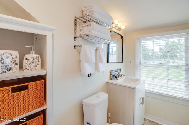 777 Watkins Avenue, Gulfport, MS 39507