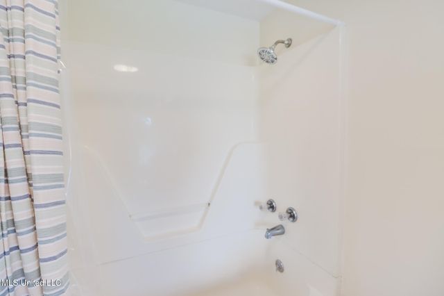777 Watkins Avenue, Gulfport, MS 39507