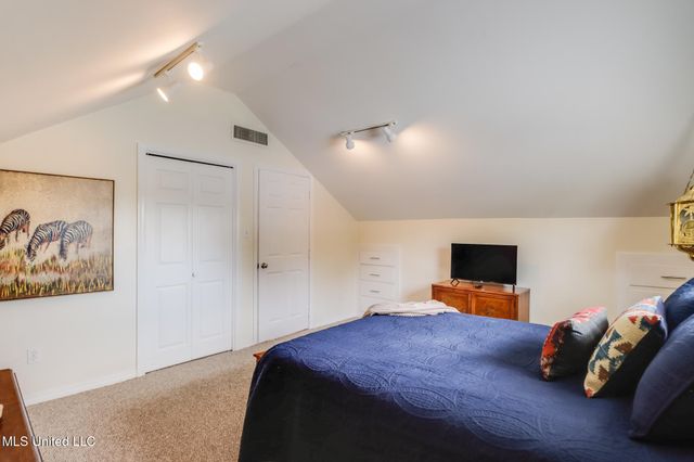 777 Watkins Avenue, Gulfport, MS 39507
