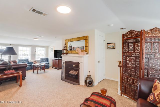 777 Watkins Avenue, Gulfport, MS 39507