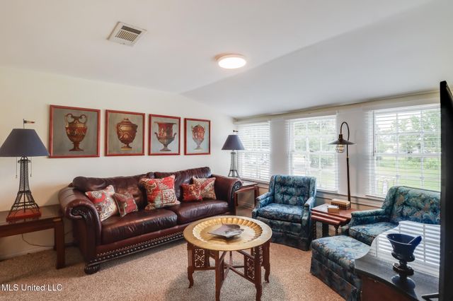 777 Watkins Avenue, Gulfport, MS 39507