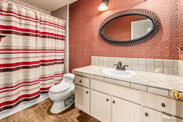 1364 Miraflores Gln, Escondido, CA 92026