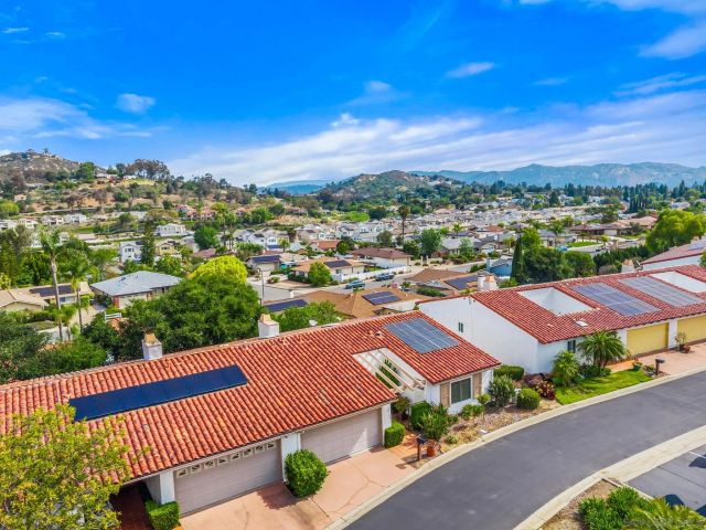 1364 Miraflores Gln, Escondido, CA 92026
