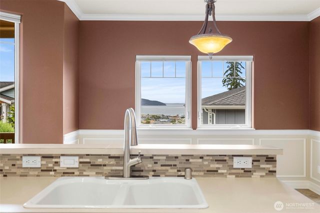 5214 Maritime Court, Anacortes, WA 98221