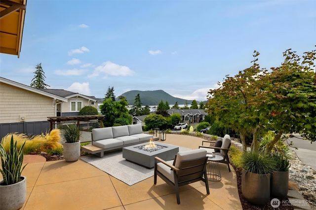5214 Maritime Court, Anacortes, WA 98221