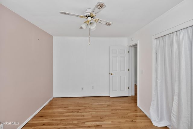 866 Huntingdon Drive, Niskayuna, NY 12309