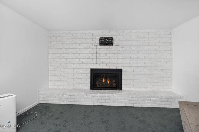 866 Huntingdon Drive, Niskayuna, NY 12309