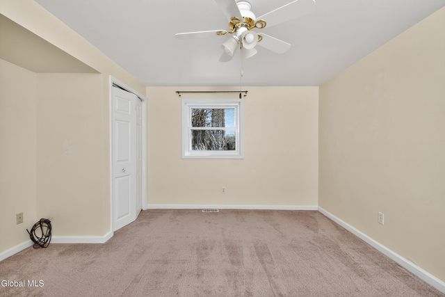 866 Huntingdon Drive, Niskayuna, NY 12309