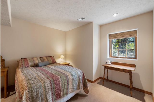 13609 W Charles Rd, Nine Mile Falls, WA 99026