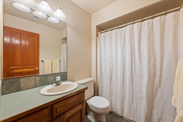 13609 W Charles Rd, Nine Mile Falls, WA 99026