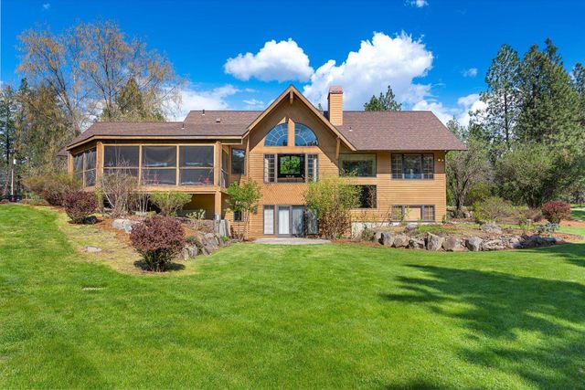 13609 W Charles Rd, Nine Mile Falls, WA 99026