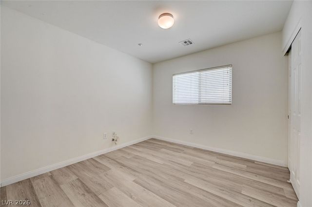7333 Camden Pine Avenue, Las Vegas, NV 89129