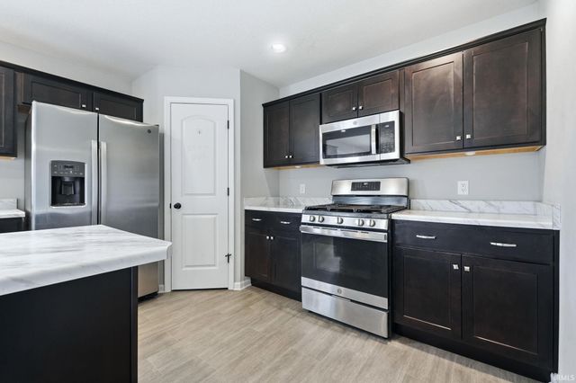 1372 Verdigris Pass, Fort Wayne, IN 46845