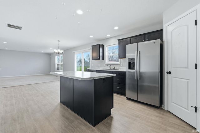 1372 Verdigris Pass, Fort Wayne, IN 46845