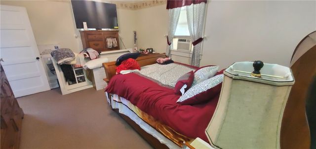 114 Hampton Street, Pelzer, SC 29669