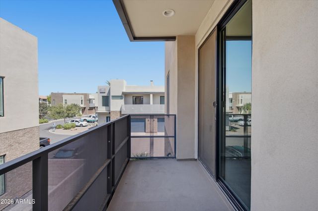 901 S Smith Road 1060, Tempe, AZ 85281