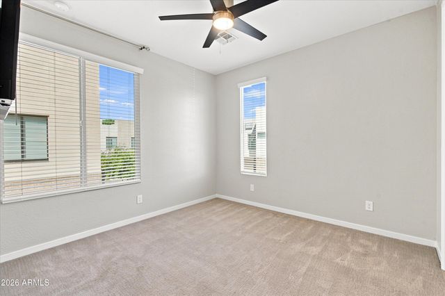 901 S Smith Road 1060, Tempe, AZ 85281