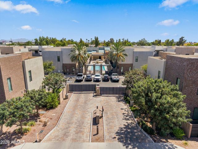 901 S Smith Road 1060, Tempe, AZ 85281