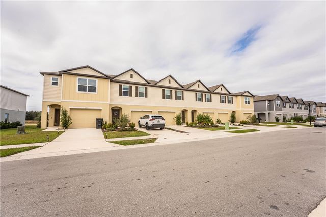 3883 ACADEMIA AVENUE, Lakeland, FL 33803