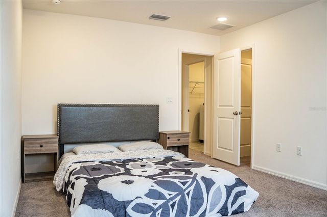 3883 ACADEMIA AVENUE, Lakeland, FL 33803