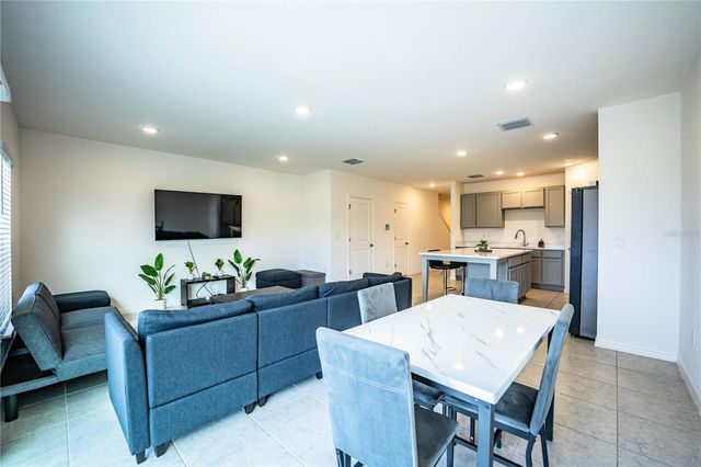 3883 ACADEMIA AVENUE, Lakeland, FL 33803