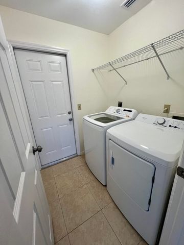 914 SW Cecil Lane, Port St. Lucie, Port St Lucie, FL 34953