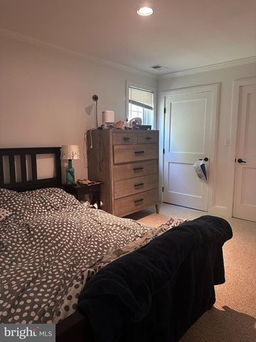 344 N KENSINGTON ST, Arlington, VA 22205