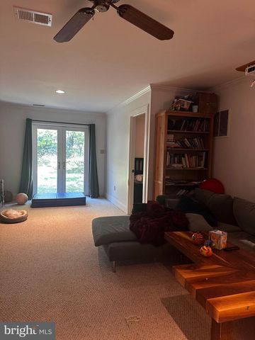 344 N KENSINGTON ST, Arlington, VA 22205