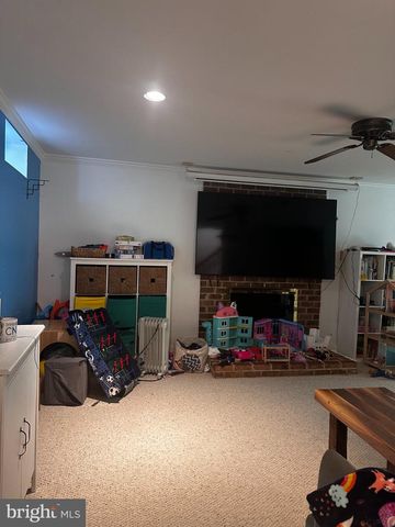 344 N KENSINGTON ST, Arlington, VA 22205