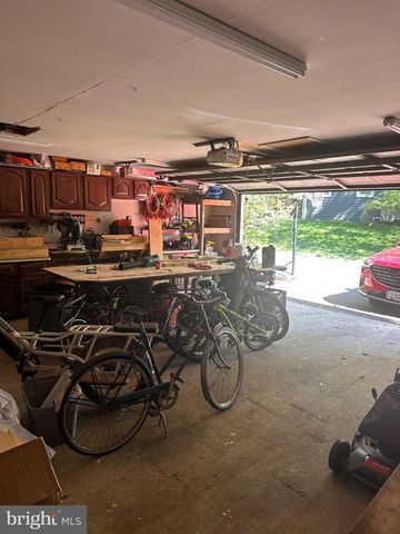 344 N KENSINGTON ST, Arlington, VA 22205