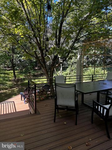 344 N KENSINGTON ST, Arlington, VA 22205