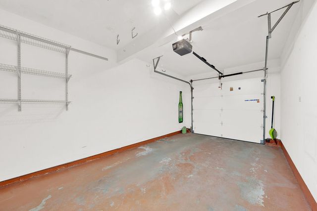 1390 N Knollwood Drive 1390, Palatine, IL 60067