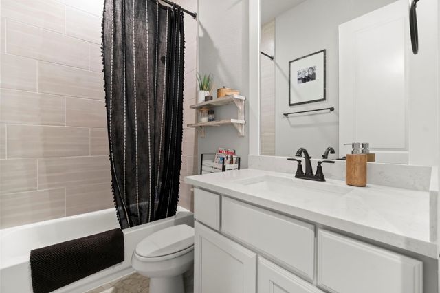 6802 W Bluff Drive, Magnolia, TX 77354