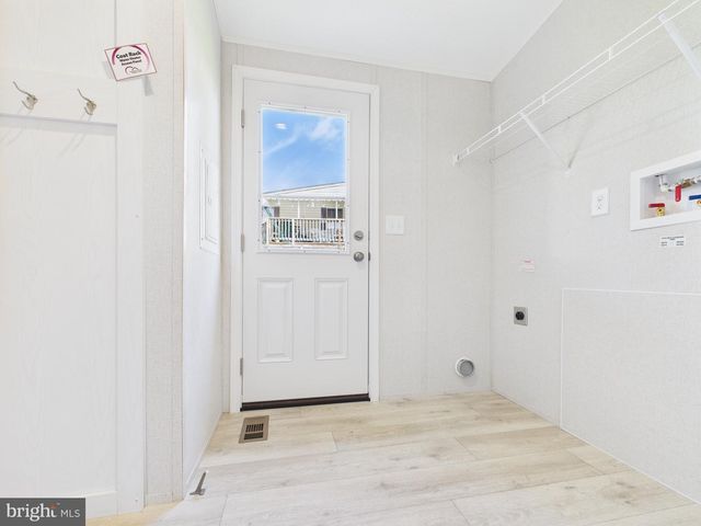 119 CHESTNUT HILL DR, York, PA 17408