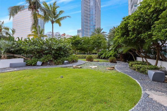 950 Brickell Bay Drive 2210, Miami, FL 33131