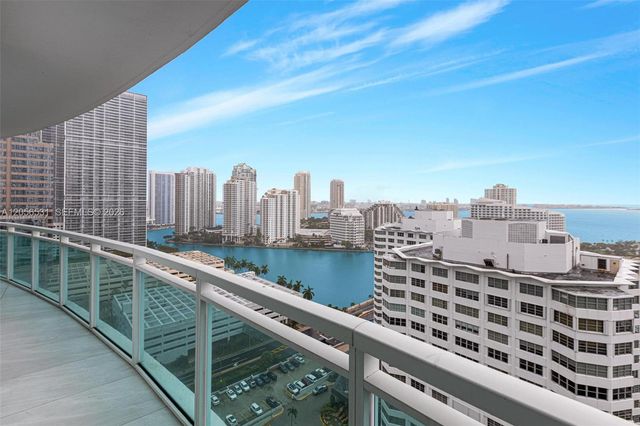 950 Brickell Bay Drive 2210, Miami, FL 33131