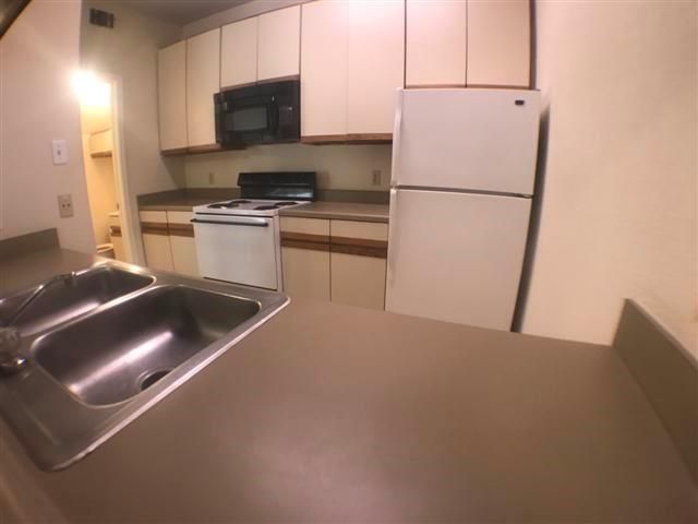 706 W 24th ST 209, Austin, TX 78705
