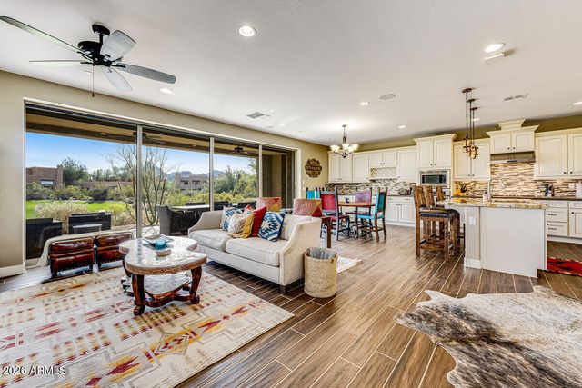 10260 E WHITE FEATHER Lane 1040, Scottsdale, AZ 85262